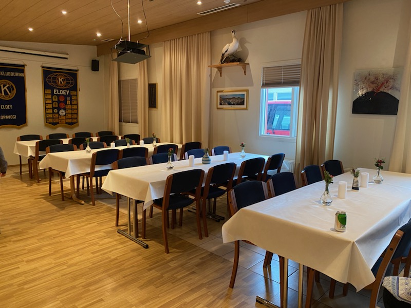 Mynd úr sal Eldeyjar